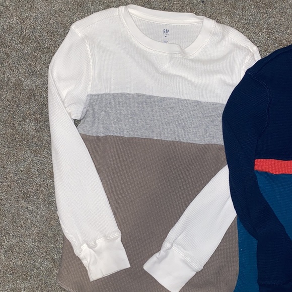 Lot of two gap waffle long sleeve shirts medium 8 - Picture 3 of 4